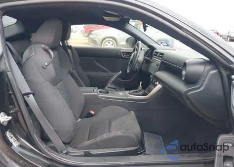 2022 Toyota Gr86 z USA, uszkodzony, nr VIN JF1ZNBC12N8757134